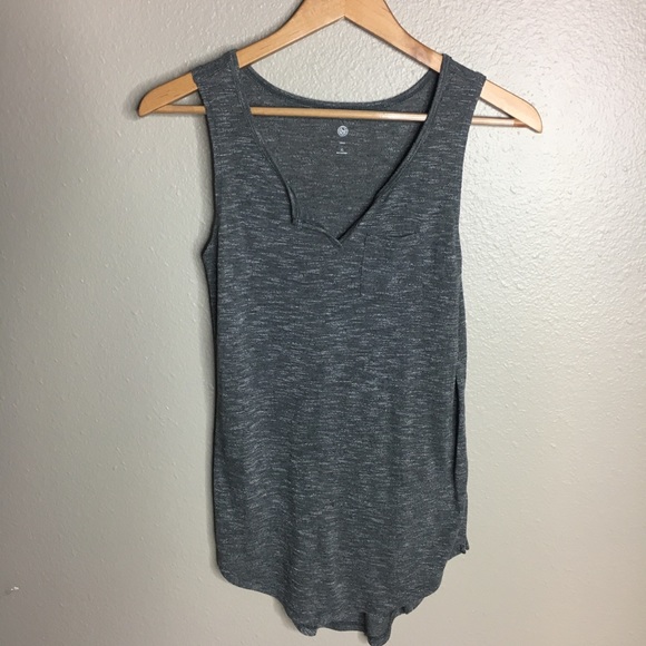 Basic Grey Tank - Picture 4 of 7